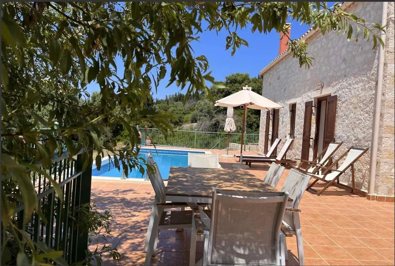 Villa Antikleia Mánganos 0*,  Řecko
