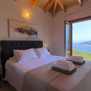 Vassilis Fiscardo Kefalonia Villa